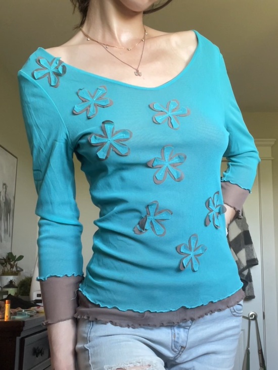 Linea Domani Tops - Bright Turquoise Floral Appliqué Layered Hem Top